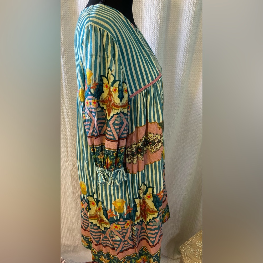 Elegant Multicolor Midi Dress - Picture 6 of 10